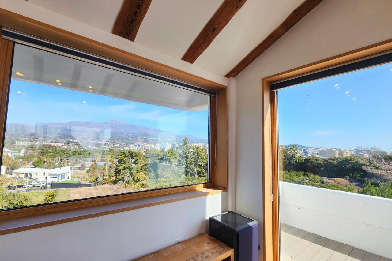 Palm Tree Villa Seogwipo Eksteriør billede